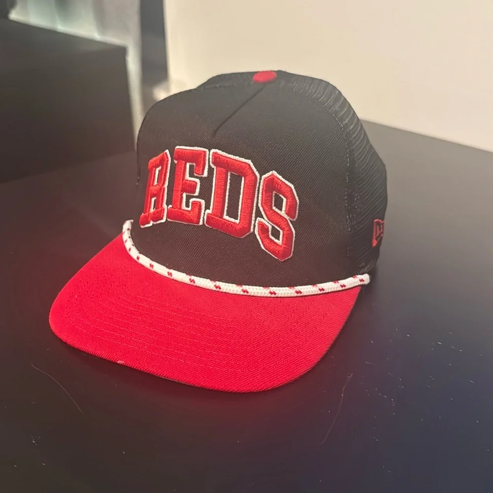 Cincinnati Reds Rope SnapBack - Picture 2 of 5